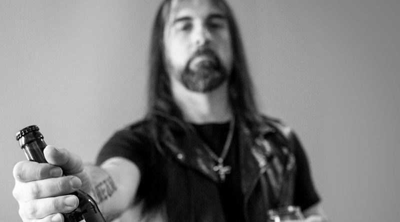 ΣΑΚΗΣ ΤΟΛΗΣ: Τα 5 συγκροτήματα που τον επηρέασαν