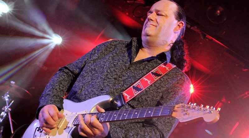 CLIFF MOORE: Ακούστε το νέο single Welcome To The Madness