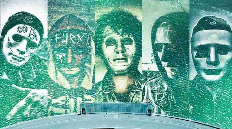 Hurricane On Saturn - Outsider