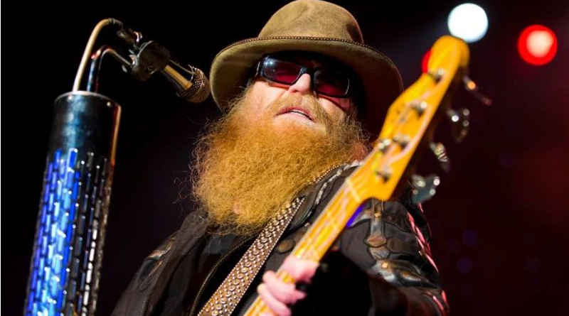 Απεβίωσε ο μπασίστας των ZZ Top, Dusty Hill