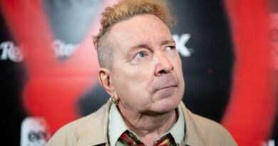 John Lydon, Johnny Rotten - Sex Pistols