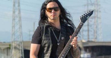 Gus G