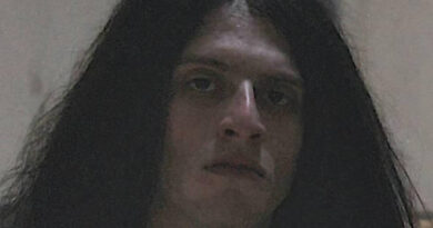 Yoth Iria - Αντώνης Ανδρεαδάκης