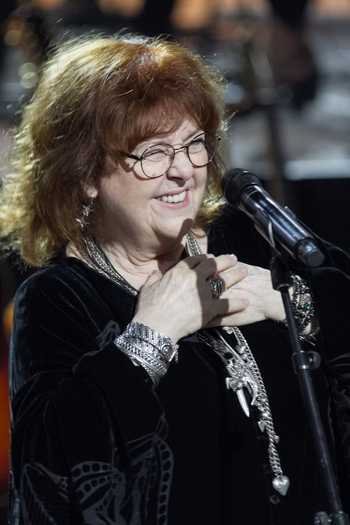 Classic Rock - Maggie Reilly