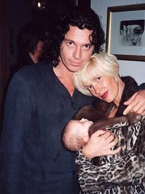 Michael Hutchence, Yates, Tiger Lili
