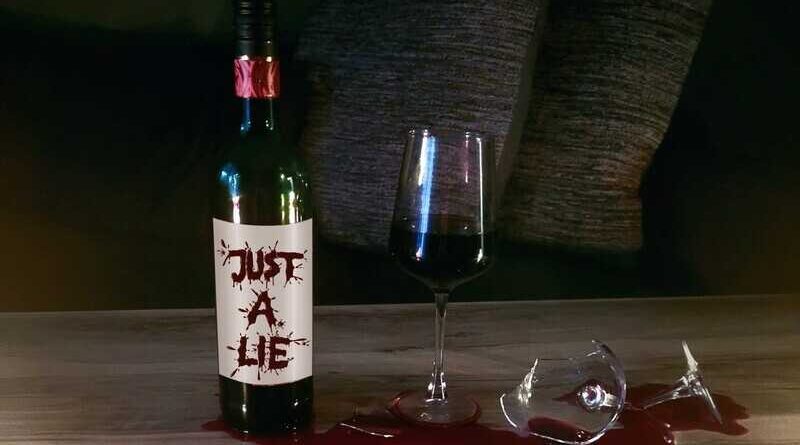 COSMOTHEORY: Νέο single/lyric video "Just A Lie"