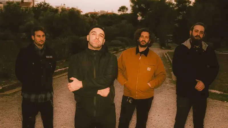 HONEYBADGER: Νέο single "Panic Button"