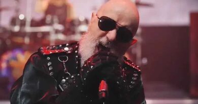 Οι Judas Priest διασκευάζουν το "War Pigs" (Black Sabbath)