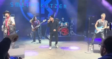 Ο Bruce Dickinson στη σκηνή με τους Smith/Kotzen στο Λονδίνο