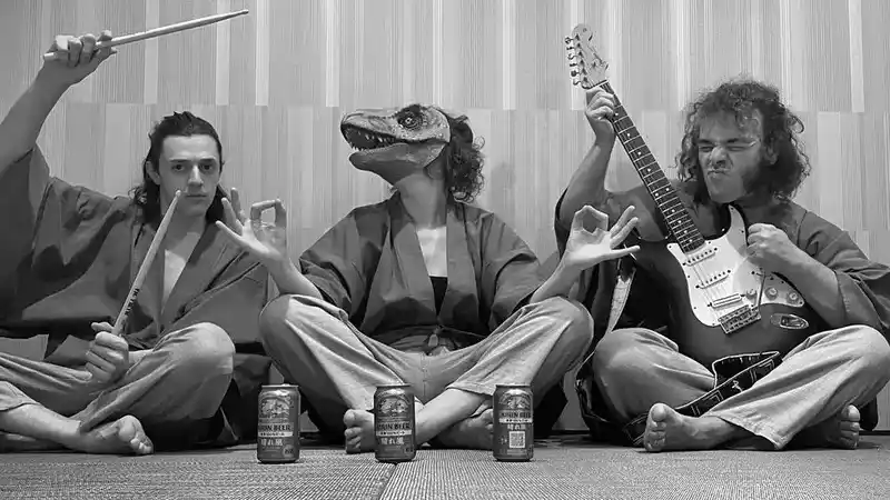 Οι Godzilla Was Too Drunk To Destroy Tokyo για πρώτηη φορά στην Ελλάδα