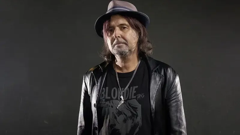 Έφυγε απο τη ζωή ο Phil Campbell