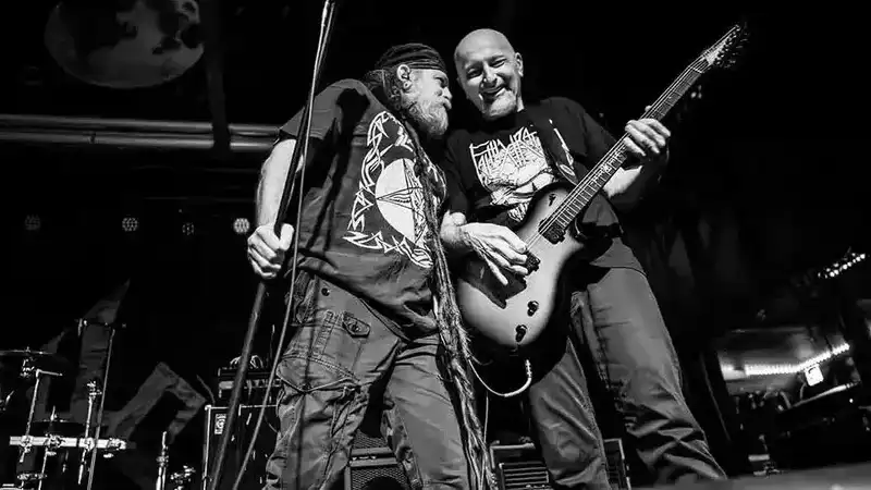 SIX FEET UNDER: Νέο άλμπουμ τον Απρίλιο. Ακούστε το "Unmistakable Smell Of Death"