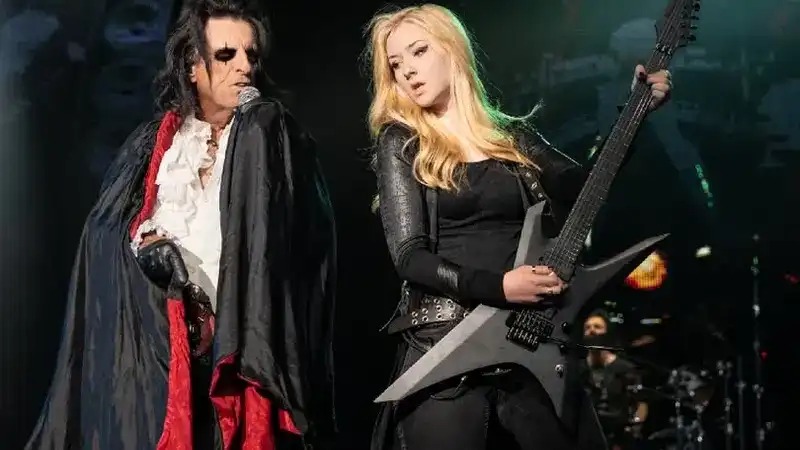 ALICE COOPER: Η Anna Cara είναι η νέα κιθαρίστρια για την περιοδεία του 2026
