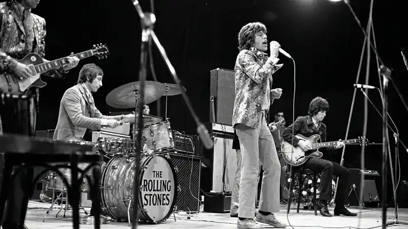 Rolling Stones στην Αθήνα 1967: Η επεισοδιακή συναυλία που διακόπηκε από την αστυνομία