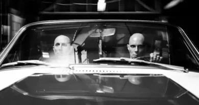 A PERFECT CIRCLE: Επιστρέφουν με το νέο single "Starless"