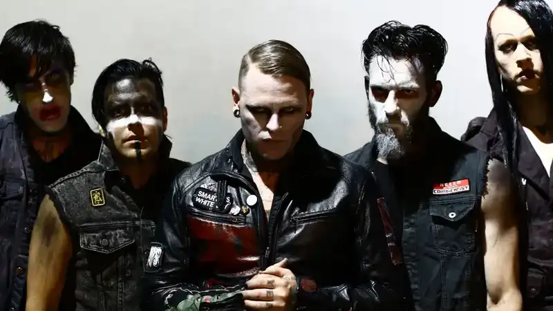 COMBICHRIST: Ανακοίνωσαν το άλμπουμ "The Venom In The Mouth Of God"