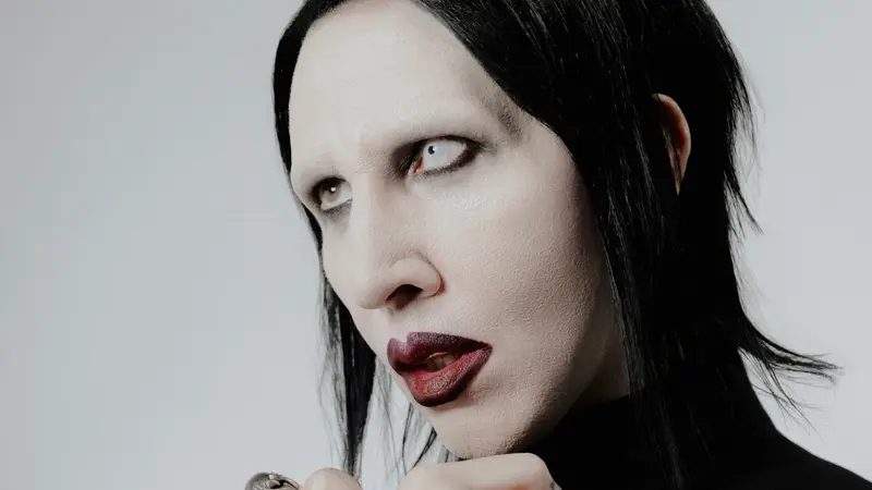 MARILYN MANSON: Παρουσιάζει το νέο single "Front Toward Enemy"