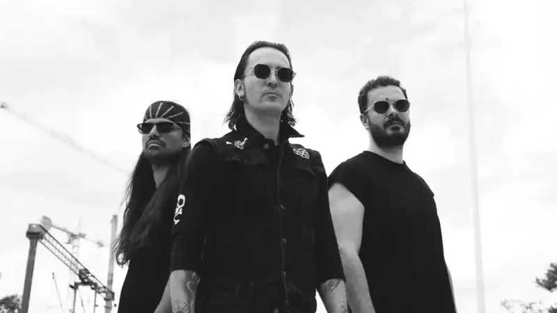 VILLAGERS OF IOANNINA CITY: Νέο single και video "Venceremos"