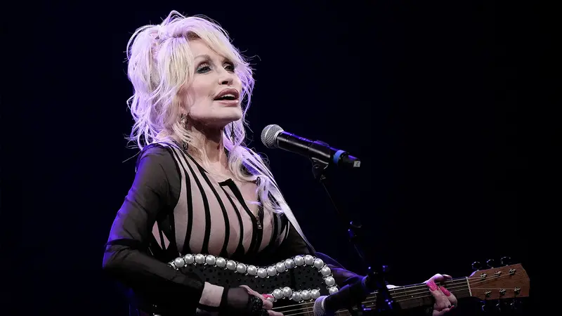 Έφυγε απο τη ζωή η Dolly Parton