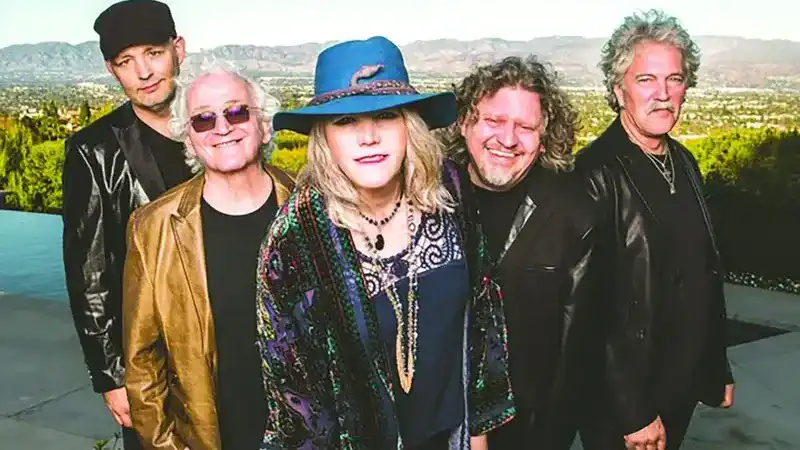 EFFERSON STARSHIP: Νέο single "Jetpack" με άρωμα από το παρελθόν