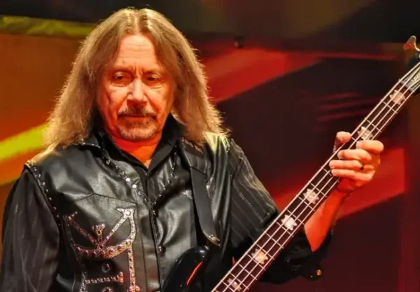Ian Hill
